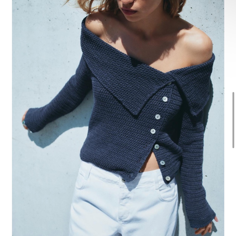 NWT Zara Dark Blue Off-Shoulder Sweater with Buttons